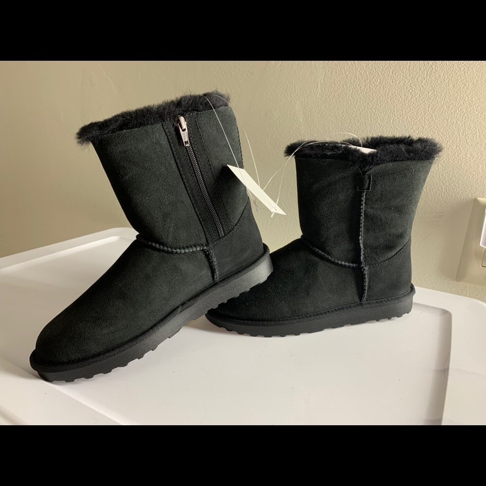 Kirkland signature Shearling ladies boots